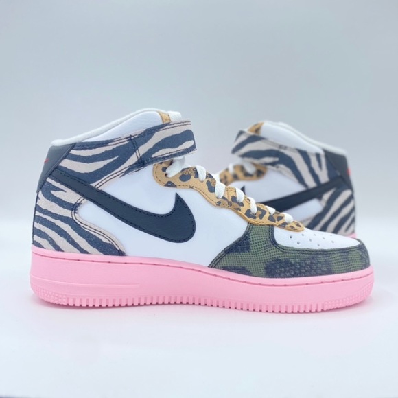 W Air Force 1 Mid “Tunnel Walk” - Picture 3 of 10